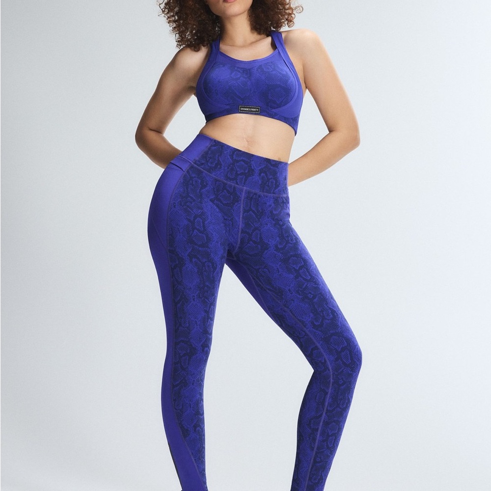 Savage X Fenty Deep Blue Snake-Print Leggings - Picture 2 of 9